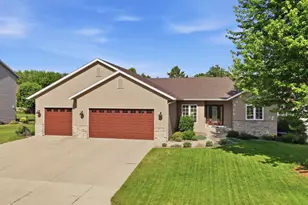 2405 Watertower Ln, Owatonna, MN 55060 - Photo 57