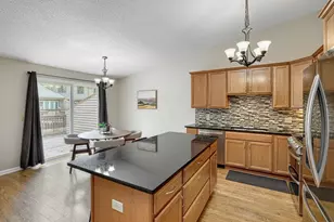 270 River Woods Ln, Burnsville, MN 55337 - Photo 11