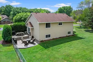 9840 Kirkwood Ln N, Maple Grove, MN 55369 - Photo 55