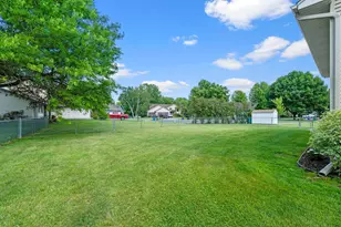 9840 Kirkwood Ln N, Maple Grove, MN 55369 - Photo 9