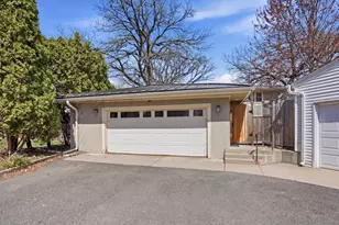 2200 Kenwood Pkwy, Minneapolis, MN 55405 - Photo 41