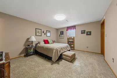 908 9th Street SE, Waseca, MN 56093 - Photo 47