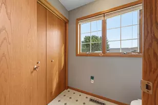 908 9th St SE, Waseca, MN 56093 - Photo 29