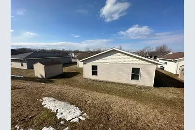 4552 Manor Brook Drive NW, Rochester, MN 55901 - Photo 5