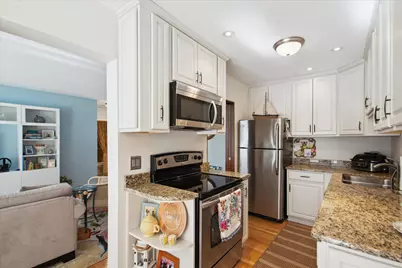 2928 Dean Parkway #2J, Minneapolis, MN 55416 - Photo 13