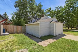 717 Forest St, Kenyon, MN 55946 - Photo 21