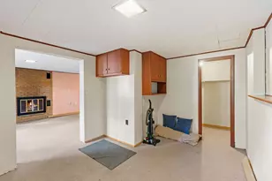 15 Pineview Ln N, Plymouth, MN 55441 - Photo 63