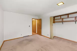15 Pineview Ln N, Plymouth, MN 55441 - Photo 55