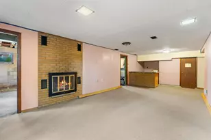 15 Pineview Ln N, Plymouth, MN 55441 - Photo 59