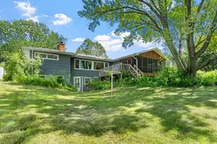 15 Pineview Ln N, Plymouth, MN 55441 - Photo 5