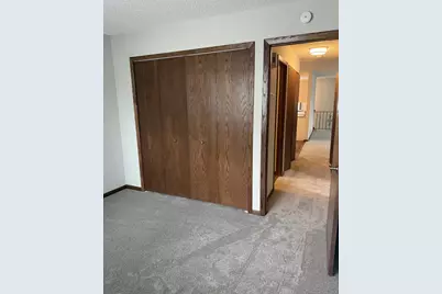 6616 84th Court N, Brooklyn Park, MN 55445 - Photo 5