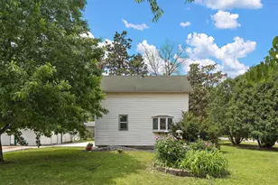 412 Oak Ave SE, Montgomery, MN 56069 - Photo 31