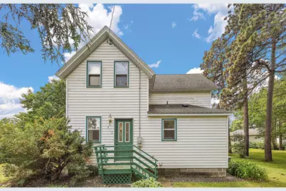 412 Oak Avenue SE, Montgomery, MN 56069 - Photo 1