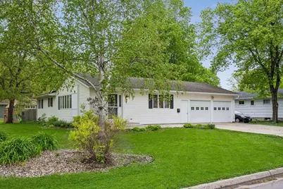 734 Merrill Street SW, Hutchinson, MN 55350 - Photo 1