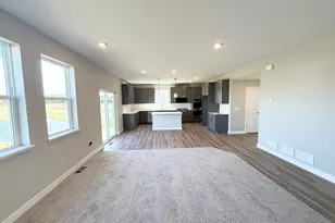 9768 47th Bay NE, Saint Michael, MN 55376 - Photo 13