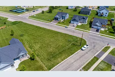 2103 Primrose Lane, Faribault, MN 55021 - Photo 3