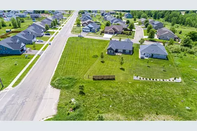 2103 Primrose Lane, Faribault, MN 55021 - Photo 9