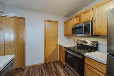 2005 Southcross Drive W #1003, Burnsville, MN 55306 - Photo 5