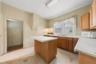 1087 Matilda St, Saint Paul, MN 55117 - Photo 7