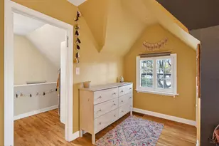 721 Parkway Dr, Saint Paul, MN 55106 - Photo 13