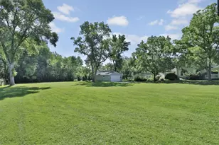5865 Eureka Rd, Shorewood, MN 55331 - Photo 5
