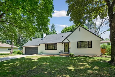2670 Regent Avenue N, Golden Valley, MN 55422 - Photo 3