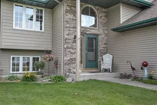 300 101st Ct NE, Blaine, MN 55434 - Photo 49