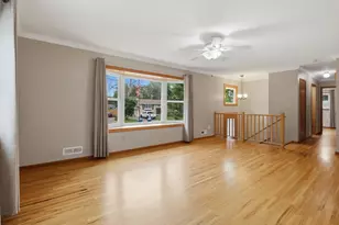 9306 Oakland Ave S, Bloomington, MN 55420 - Photo 9
