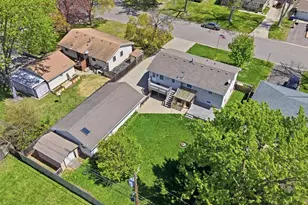 9306 Oakland Ave S, Bloomington, MN 55420 - Photo 35