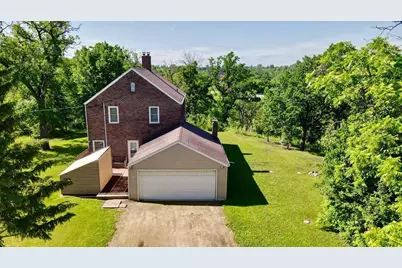 602 Marshall Avenue NE, Red Lake Falls, MN 56750 - Photo 5