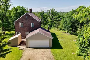 602 Marshall Ave NE, Red Lake Falls, MN 56750 - Photo 5