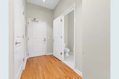 209 8th Street E #305, Saint Paul, MN 55101 - Photo 5