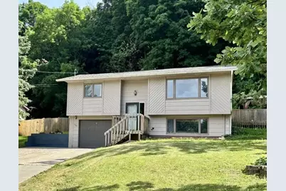 509 Mill Street E, Cannon Falls, MN 55009 - Photo 1