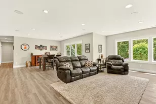 2022 Shannon Oaks Blvd NE, Rochester, MN 55906 - Photo 37
