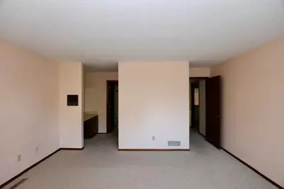 18300 Creeks Bend Drive, Minnetonka, MN 55345 - Photo 9
