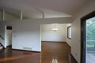 18300 Creeks Bend Dr, Minnetonka, MN 55345 - Photo 5