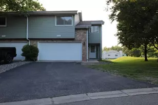 18300 Creeks Bend Dr, Minnetonka, MN 55345 - Photo 1