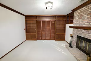 18300 Creeks Bend Dr, Minnetonka, MN 55345 - Photo 11