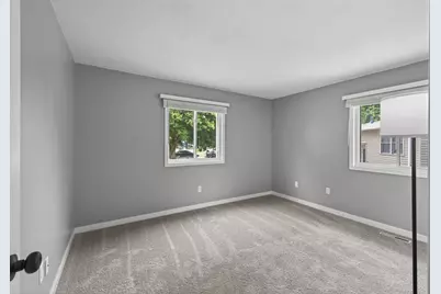 2210 Matterhorn Lane, Saint Paul, MN 55119 - Photo 13