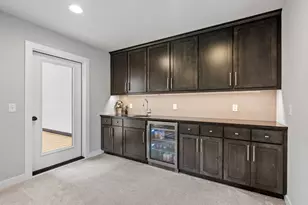 16452 Duluth Trl, Lakeville, MN 55044 - Photo 59