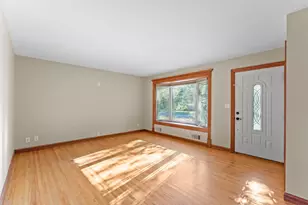 3865 Gettysburg Ave N, New Hope, MN 55427 - Photo 3