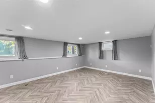 3865 Gettysburg Ave N, New Hope, MN 55427 - Photo 23