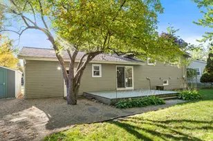 3865 Gettysburg Ave N, New Hope, MN 55427 - Photo 29