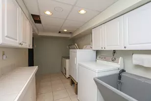 8006 Upton Ave S, Bloomington, MN 55431 - Photo 33