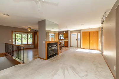 8006 Upton Avenue S, Bloomington, MN 55431 - Photo 7