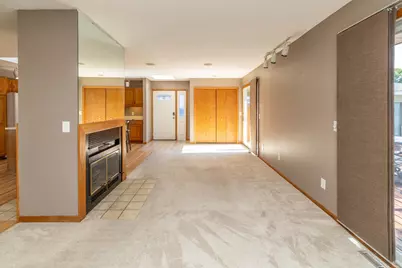 8006 Upton Avenue S, Bloomington, MN 55431 - Photo 5