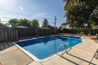 8006 Upton Avenue S, Bloomington, MN 55431 - Photo 37
