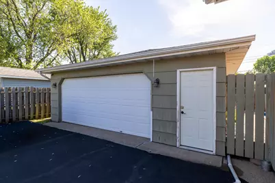 8006 Upton Avenue S, Bloomington, MN 55431 - Photo 47