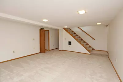 8006 Upton Avenue S, Bloomington, MN 55431 - Photo 23