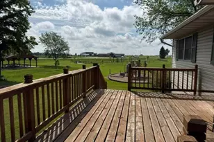 810 Sunrise Blvd, Redwood Falls, MN 56283 - Photo 5